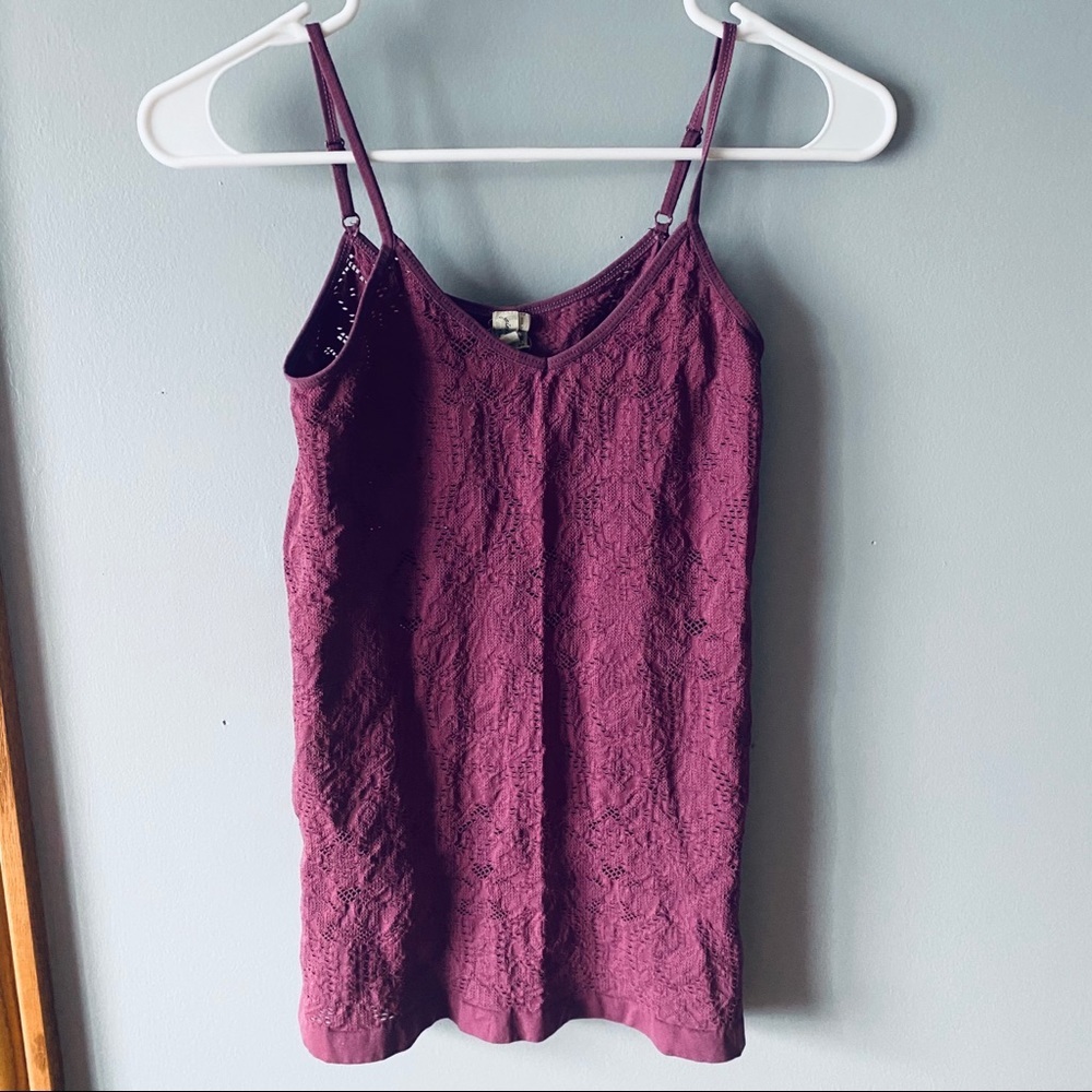 Gimmicks by BKE purple lace cami